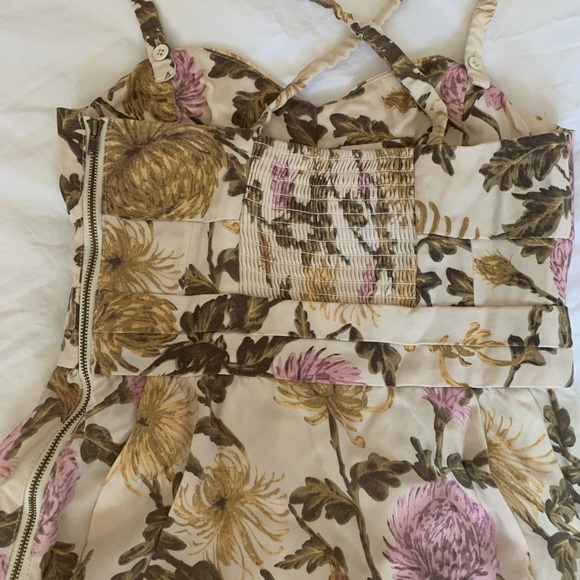 Beautiful Aritzia summer dress - Picture 3 of 4